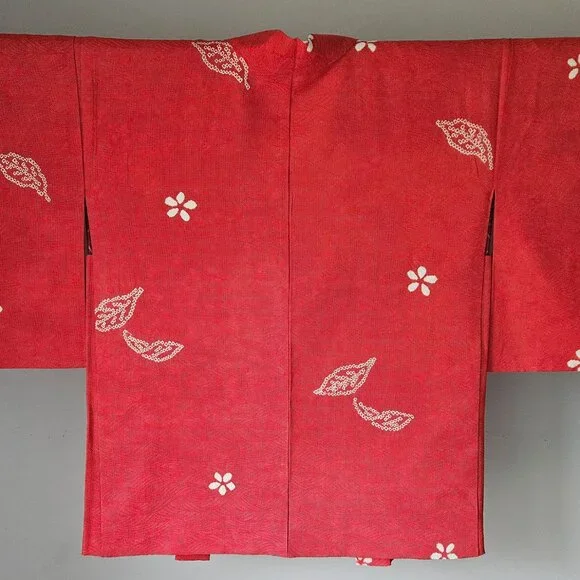 Vintage Red Silk Kimono Jacket: Jacquard Shibori Haori H1526 - Picture 7 of 11